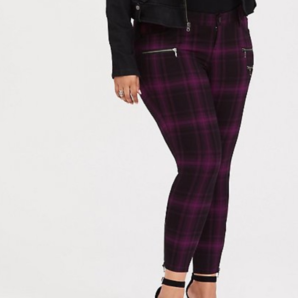 Torrid Berry Plaid - Skinny Ankle Pant - 14